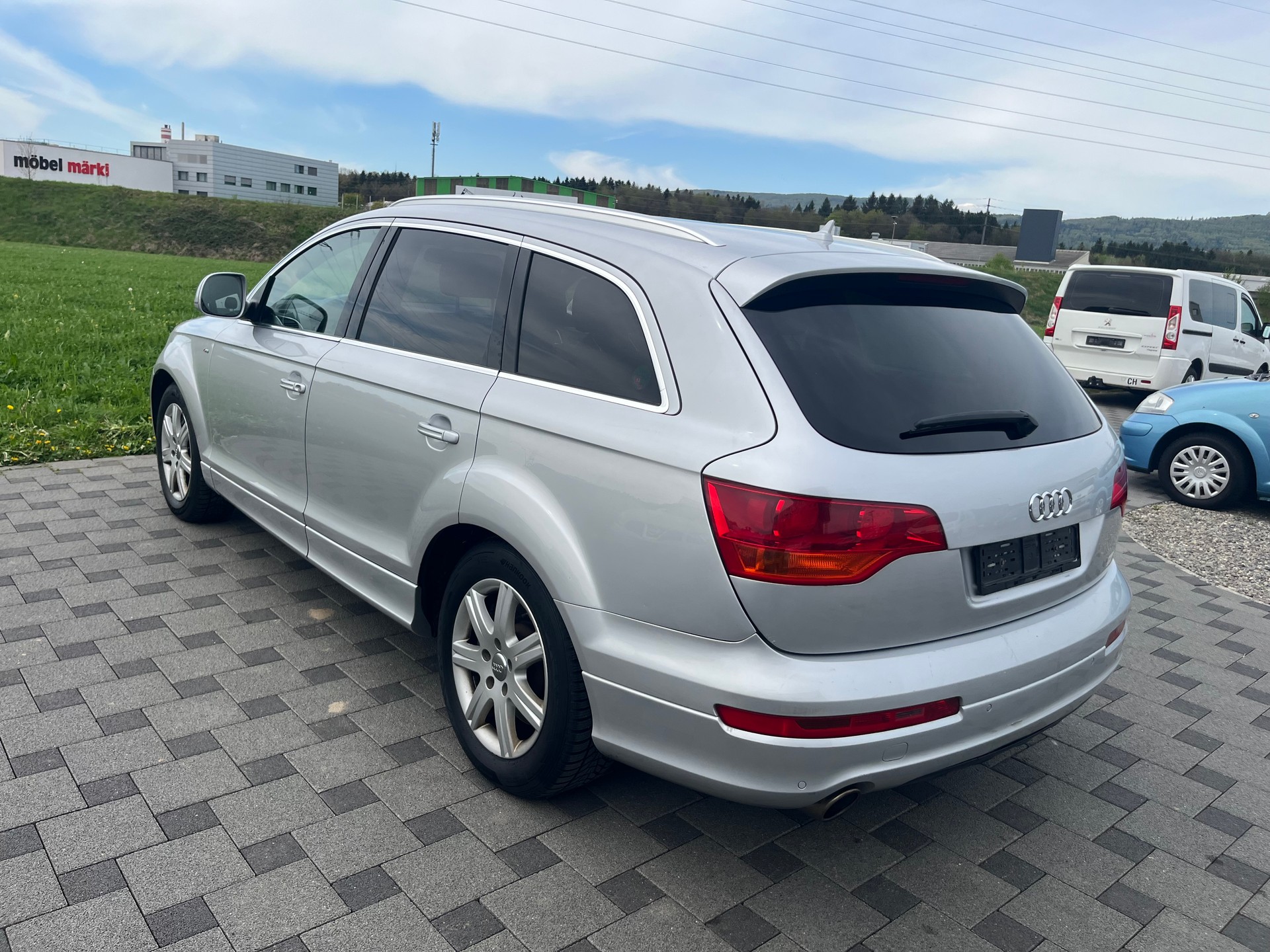 AUDI Q7 4.2 TDI quattro tiptronic-image-3