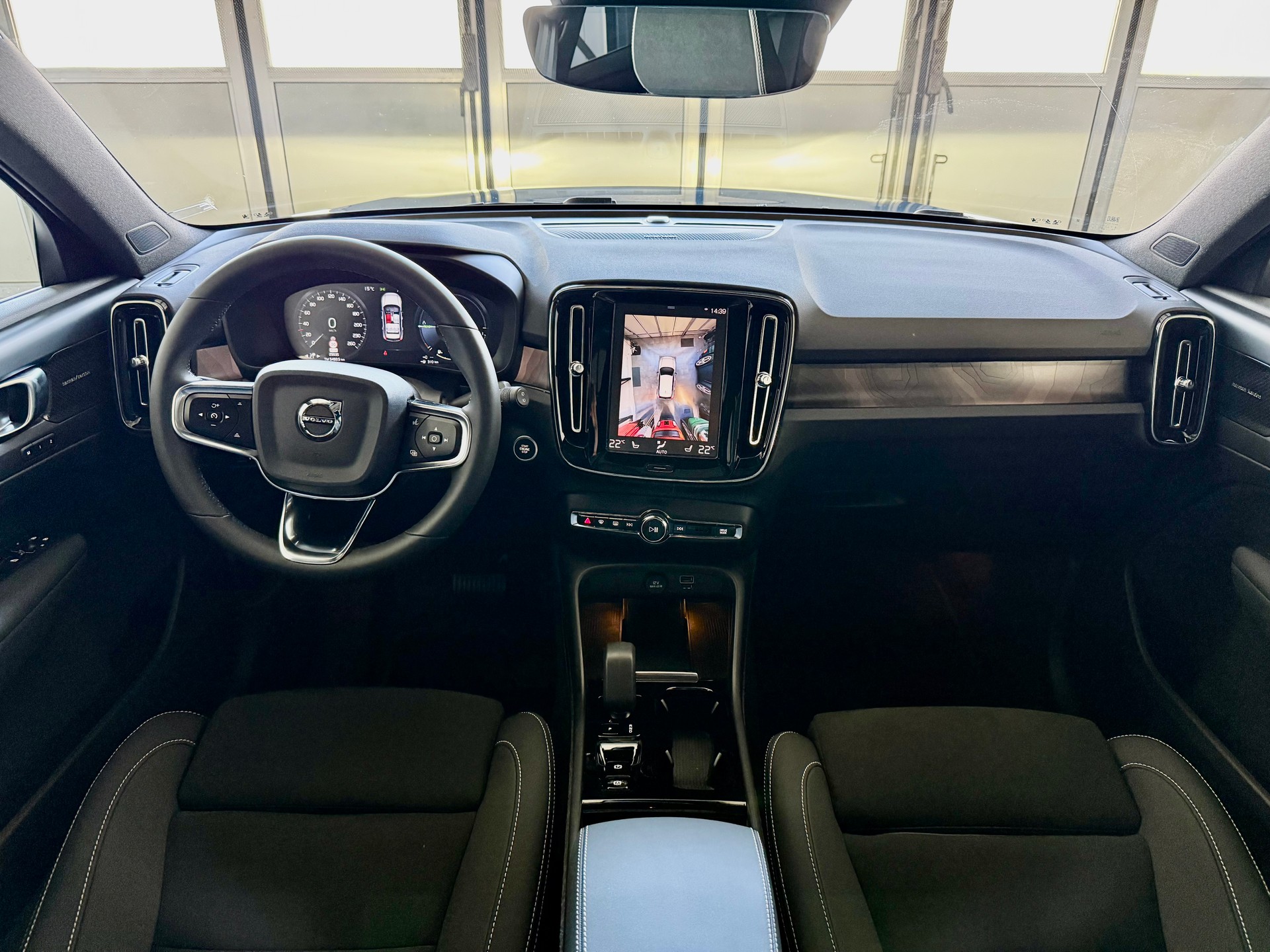 VOLVO XC40 T5 PHEV Ultimate Dark DCT-image-7