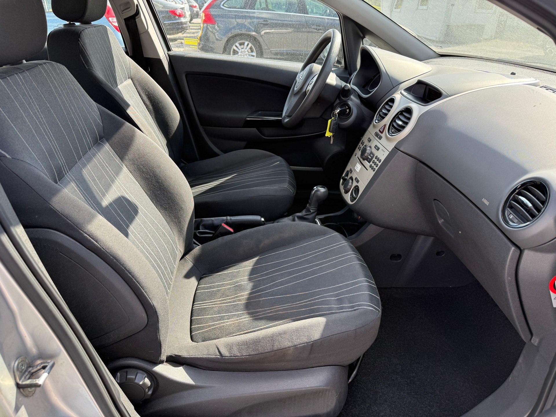 OPEL Corsa 1.4 TP Enjoy-image-10