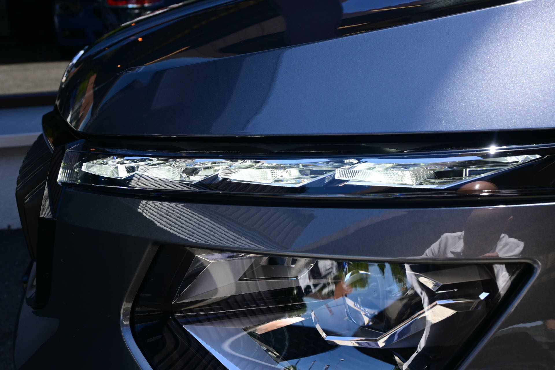 SKODA Kamiq 1.0 TSI Monte Carlo DSG *Werksgarantie bis 11/29*Rückfahrkamera*8-fach bereift-image-3