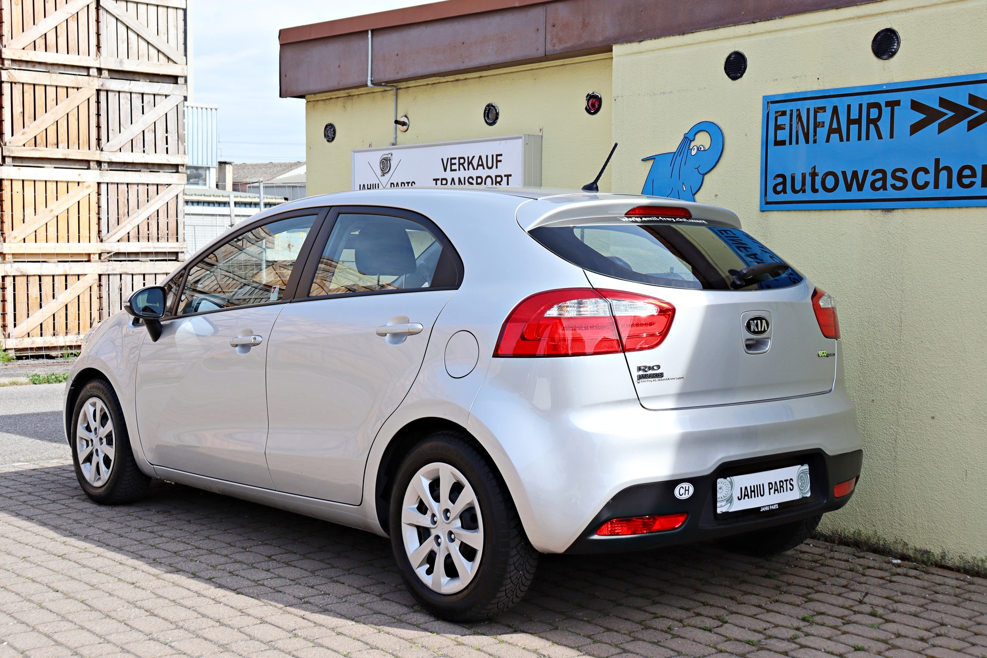KIA Rio 1.4 CVVT Style-image-2
