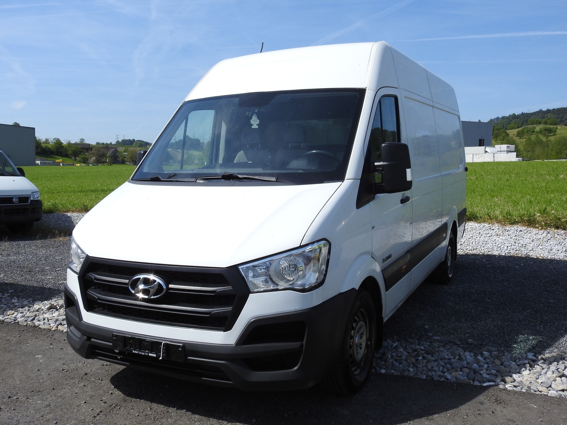 HYUNDAI H350 2.5 CRDi Amplia L2