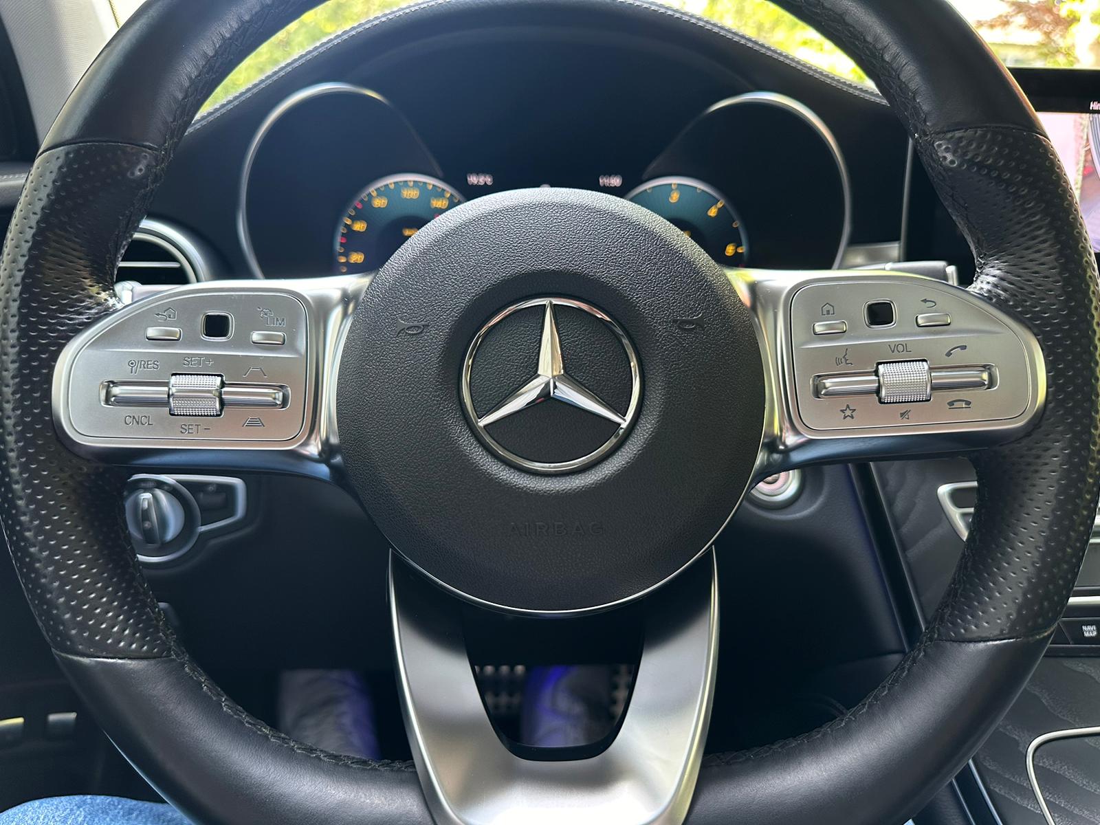 MERCEDES-BENZ GLC 300 d AMG Line 4Matic 9G-Tronic-image-24