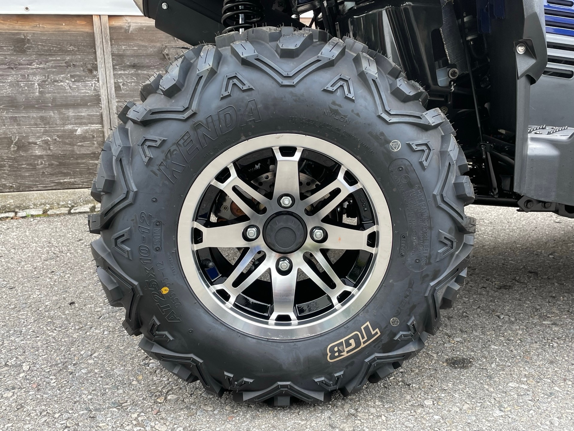 TGB Blade 1000 EFI LT Touring 4x4-image-11
