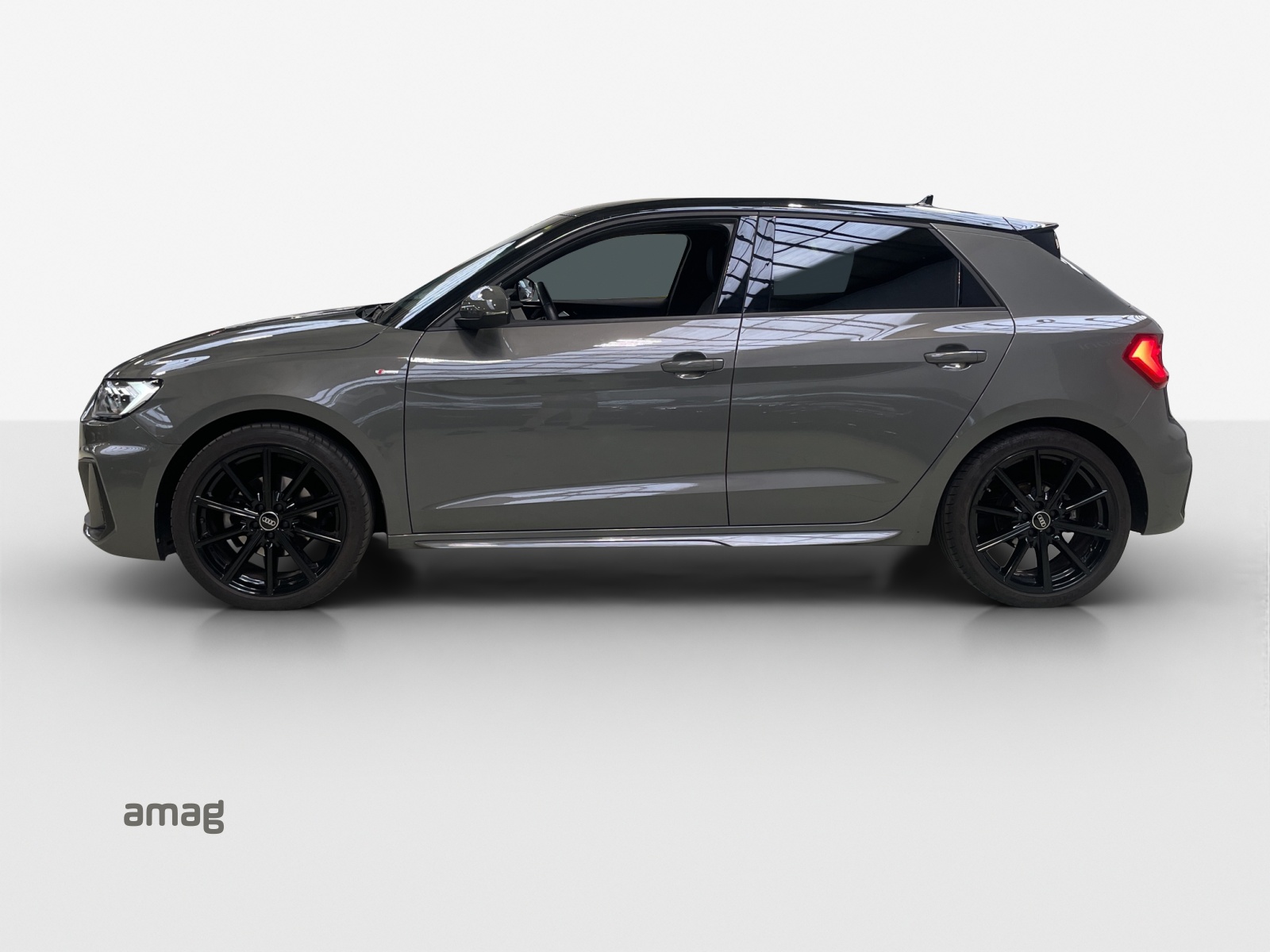 AUDI A1 Sportback 30 TFSI S Line Attraction S-tronic-image-1
