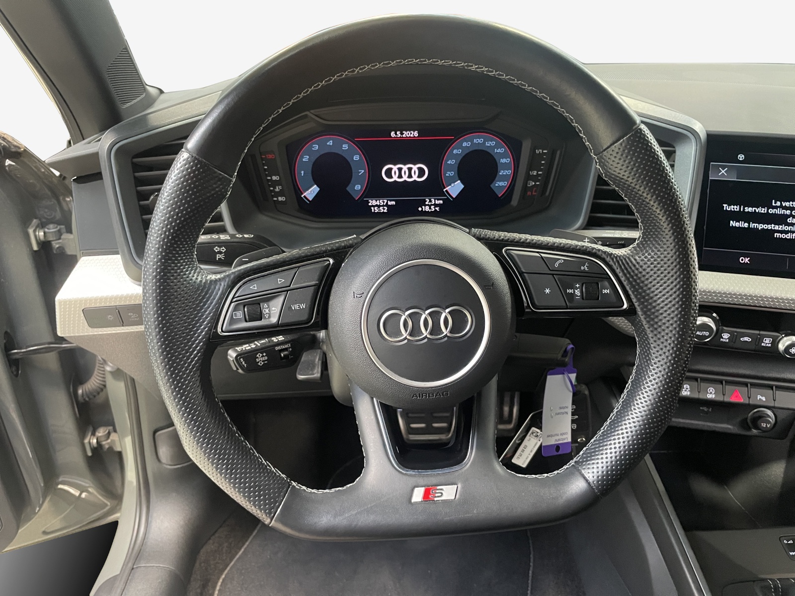 AUDI A1 Sportback 30 TFSI S Line Attraction S-tronic-image-9