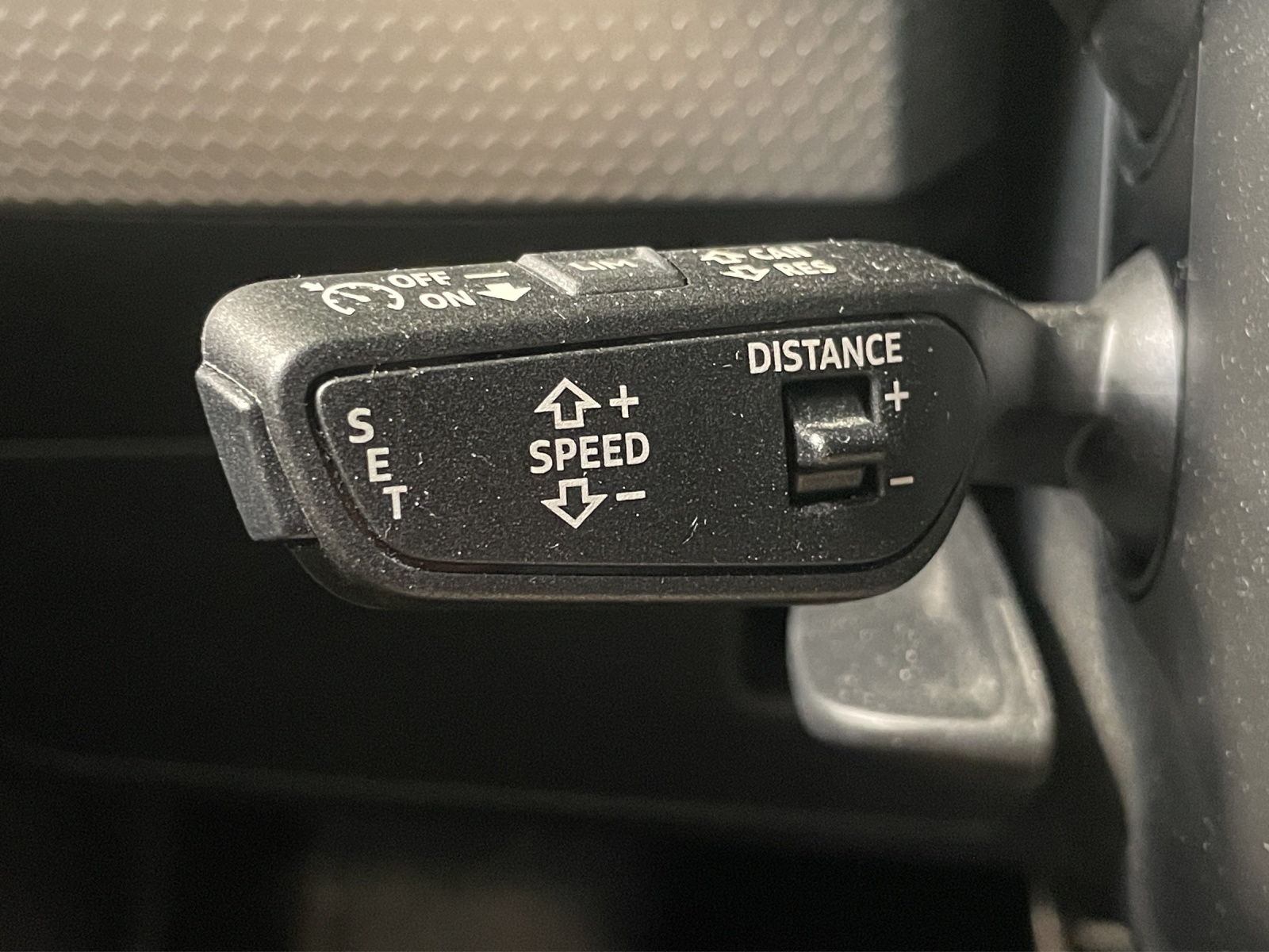 AUDI A1 Sportback 30 TFSI S Line Attraction S-tronic-image-15