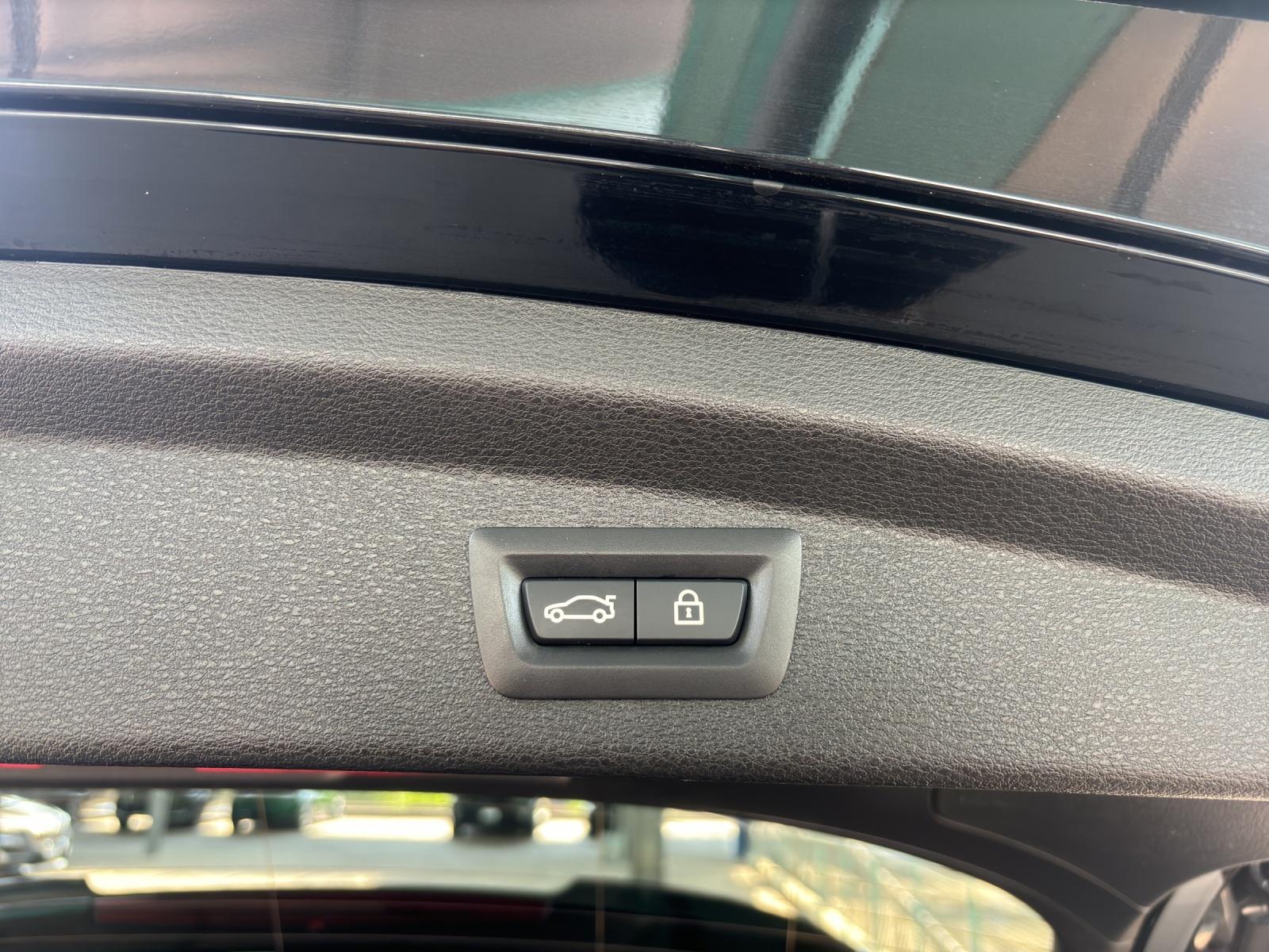 BMW X2 20i xDrive SAG-image-20