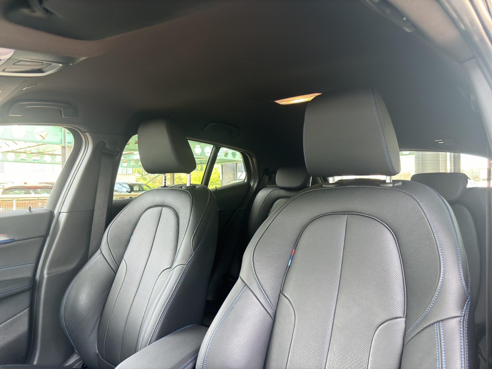BMW X2 20i xDrive SAG-image-12