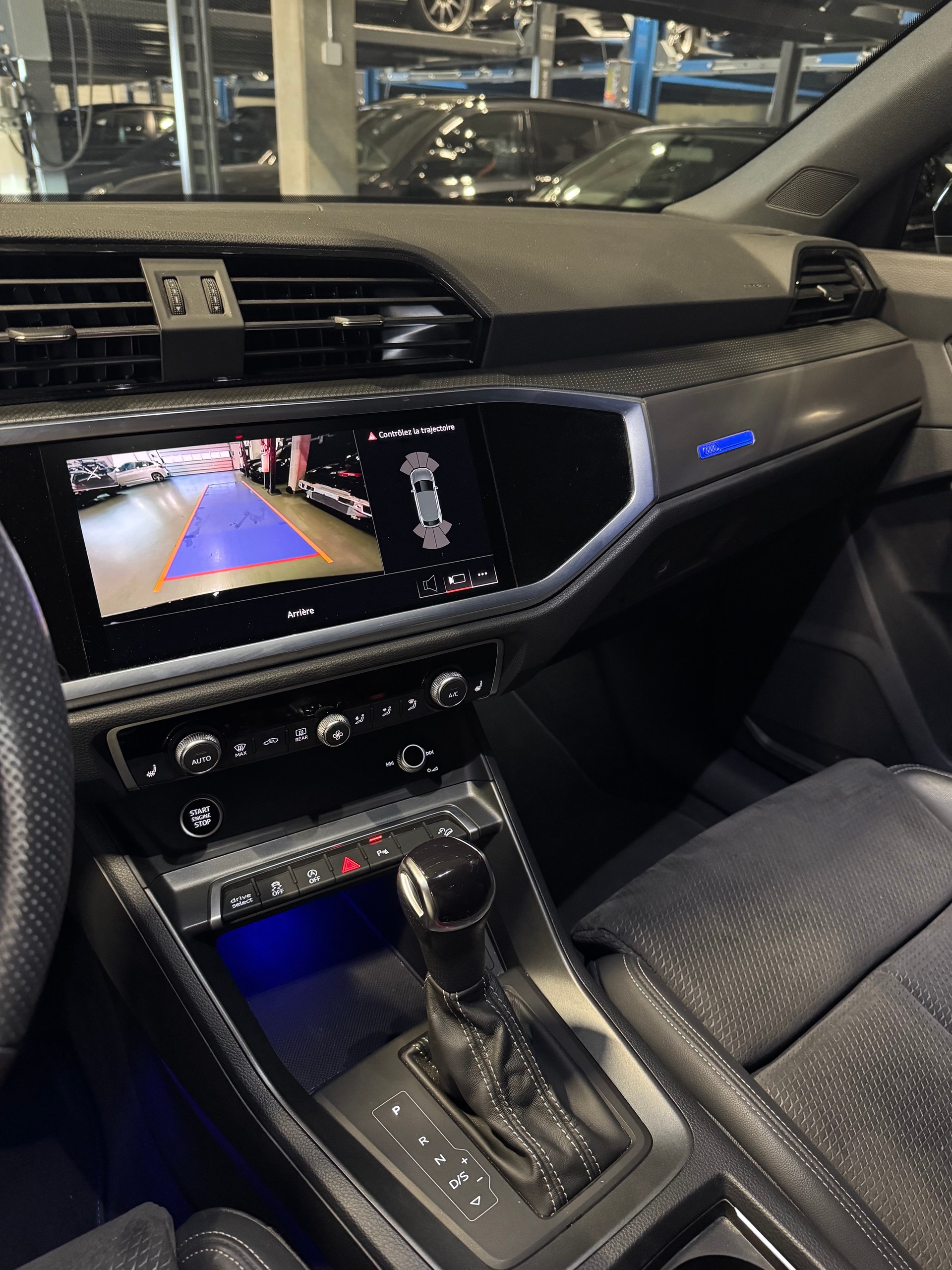 AUDI Q3 Sportback 35 TFSI S line S-tronic *Black ed.*-image-9