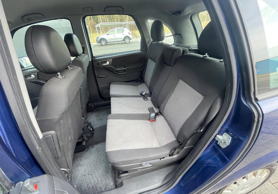 OPEL Meriva 1.8i 16V Cosmo-image-10