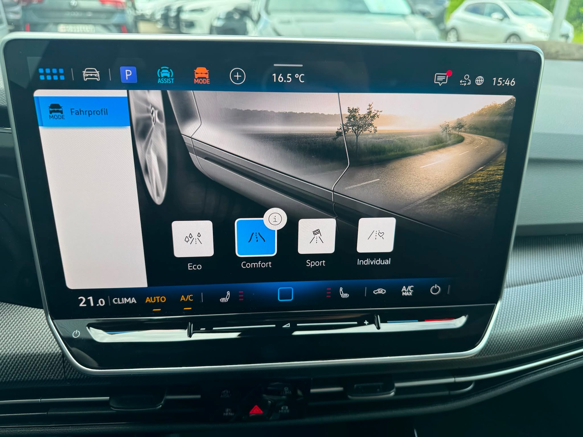 VW Golf 2.0 TSI R-Line DSG 4 Motion-image-15