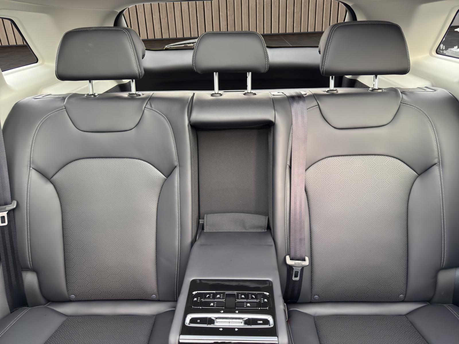 BAIC X75 1.5-image-14