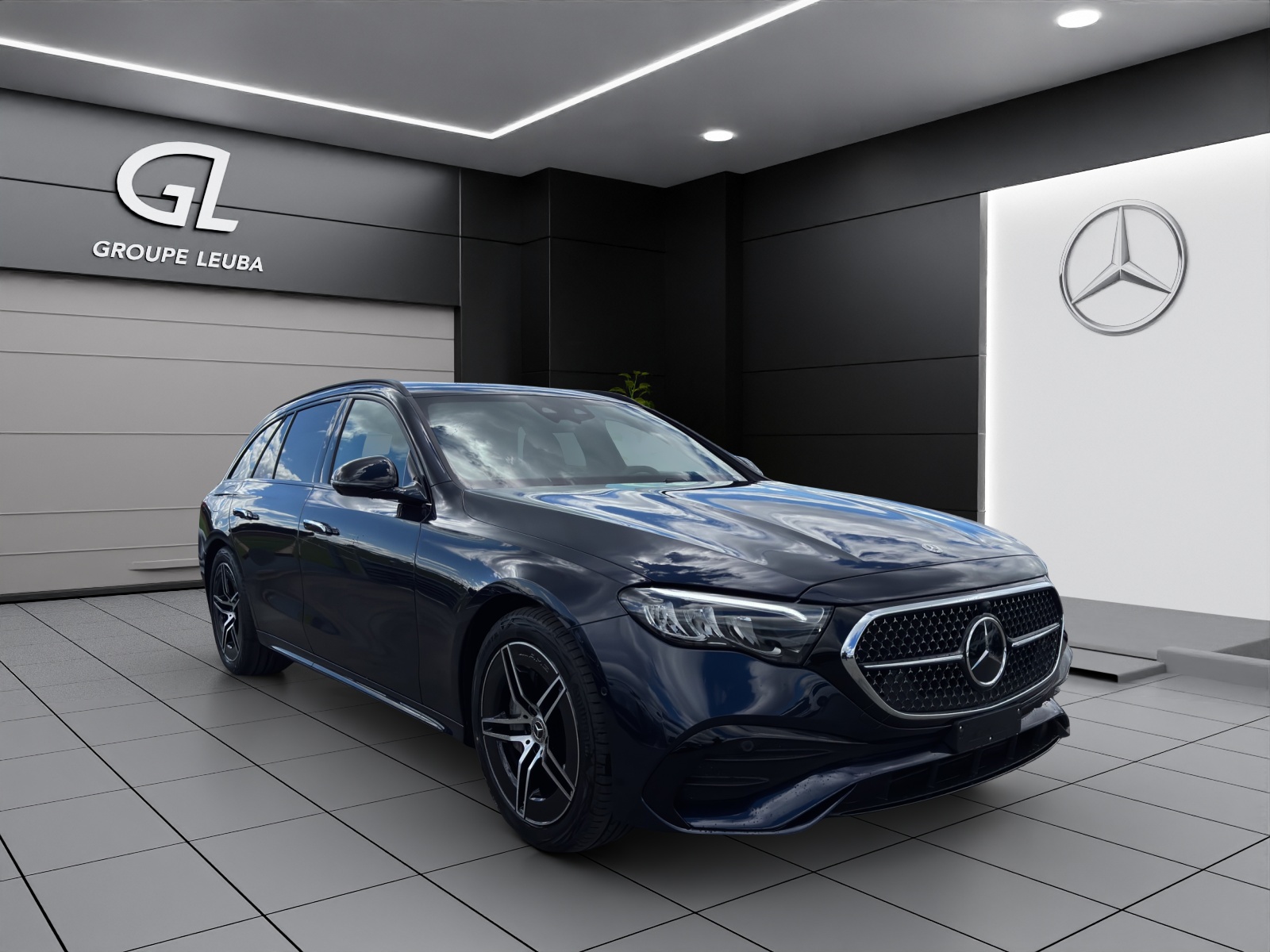 MERCEDES-BENZ E 220 d T 4Matic 9G-Tronic-image-0