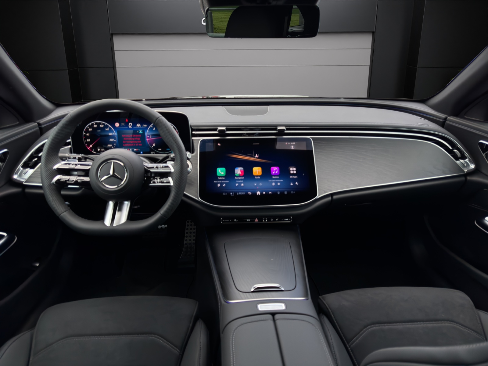 MERCEDES-BENZ E 220 d T 4Matic 9G-Tronic-image-6