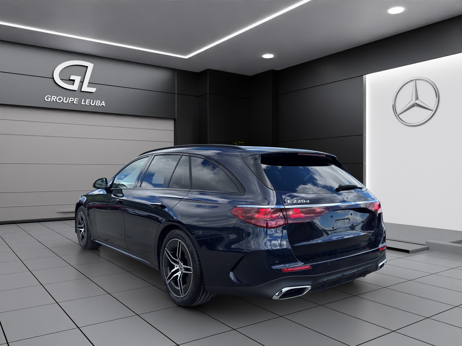 MERCEDES-BENZ E 220 d T 4Matic 9G-Tronic-image-1