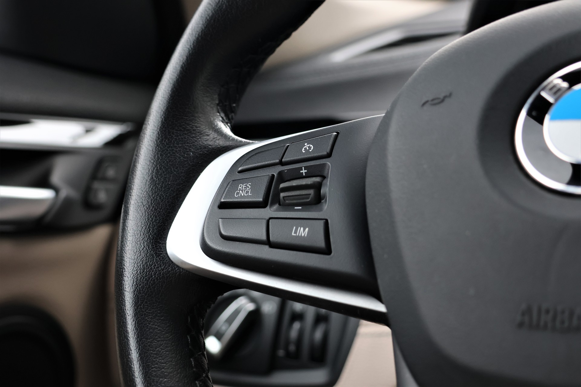 BMW X1 xDrive 25e Sport Line Steptronic (CH)-image-15