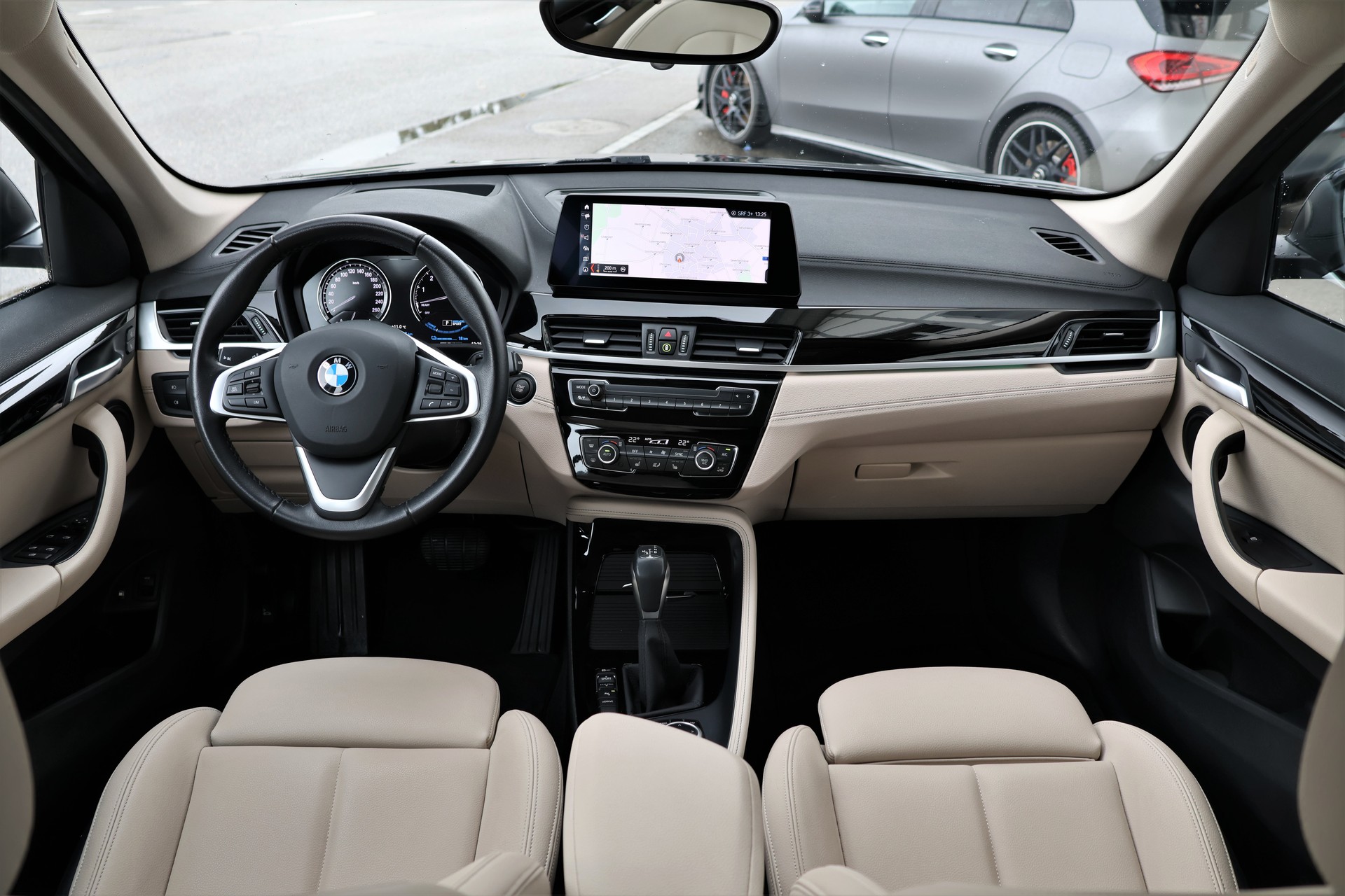 BMW X1 xDrive 25e Sport Line Steptronic (CH)-image-14
