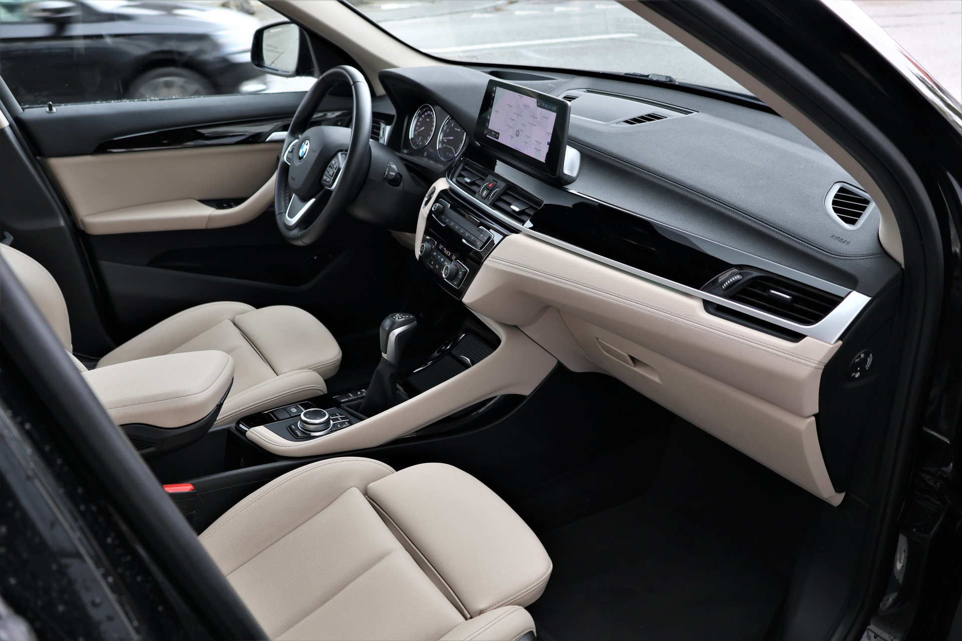 BMW X1 xDrive 25e Sport Line Steptronic (CH)-image-16