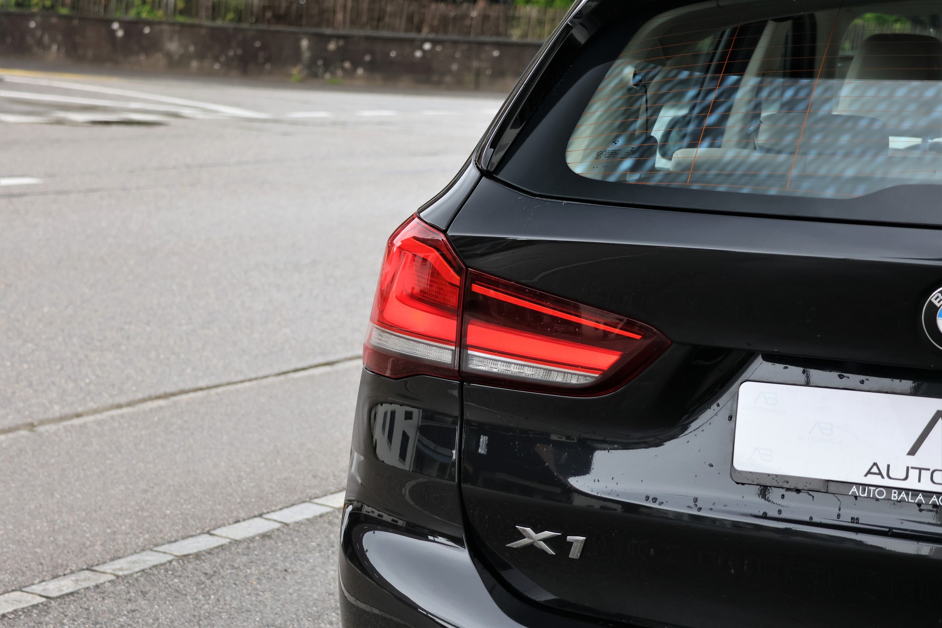 BMW X1 xDrive 25e Sport Line Steptronic (CH)-image-5