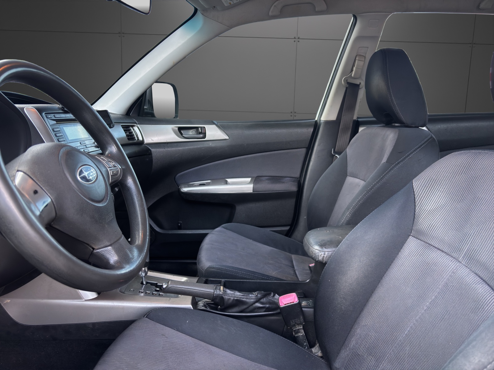 SUBARU Forester 2.0X Advantage Automatic-showroom-element-2