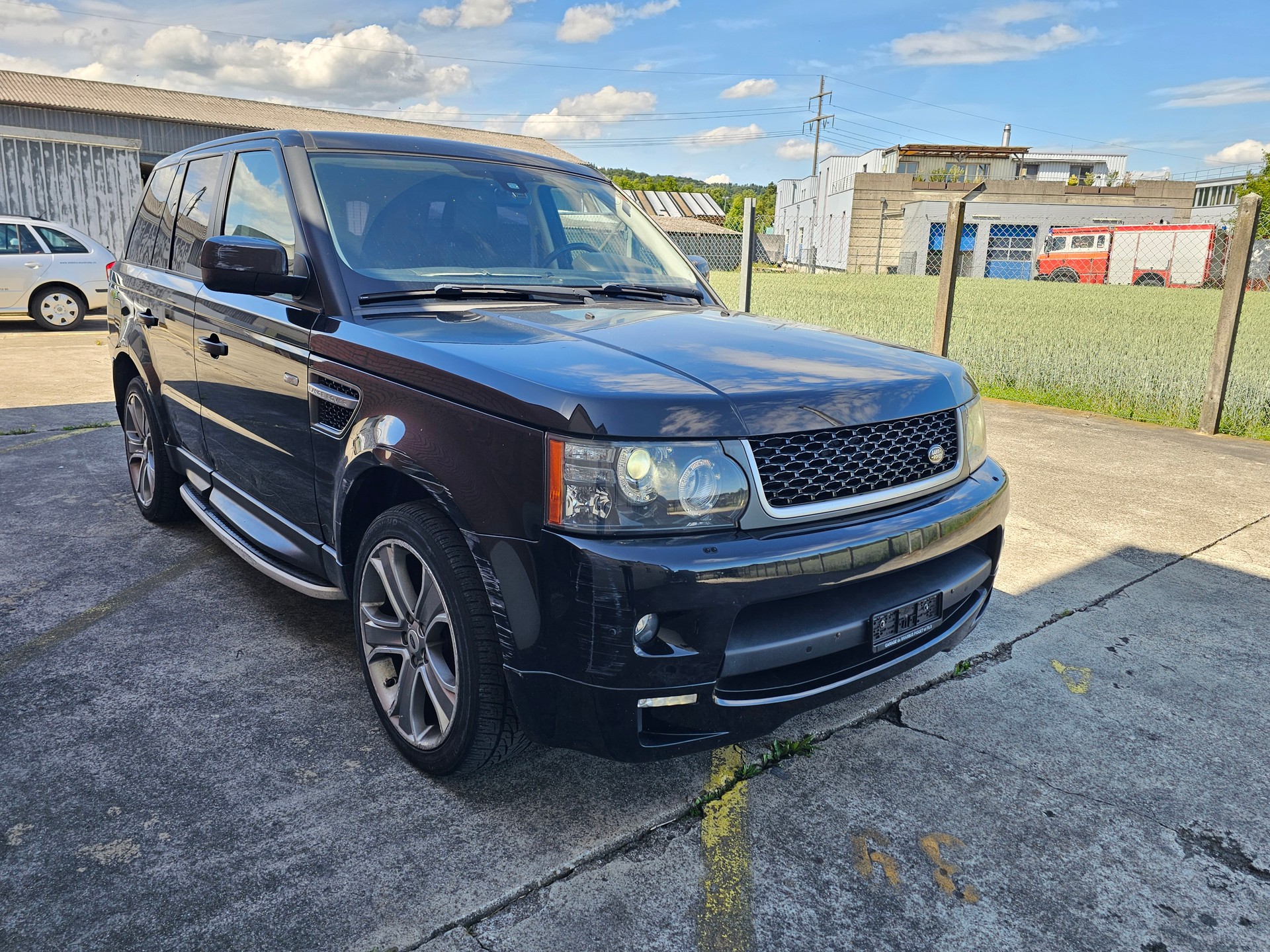LAND ROVER Range Rover Sport 3.0 TDV6 Silverstone Limited Edition-image-5