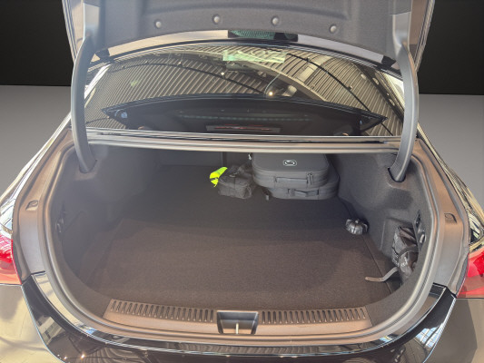 MERCEDES-BENZ E 53 AMG Hybrid 4Matic+-image-10
