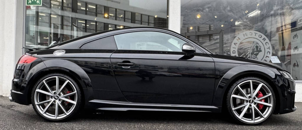 AUDI TT Coupé TTS quattro S-tronic-image-1