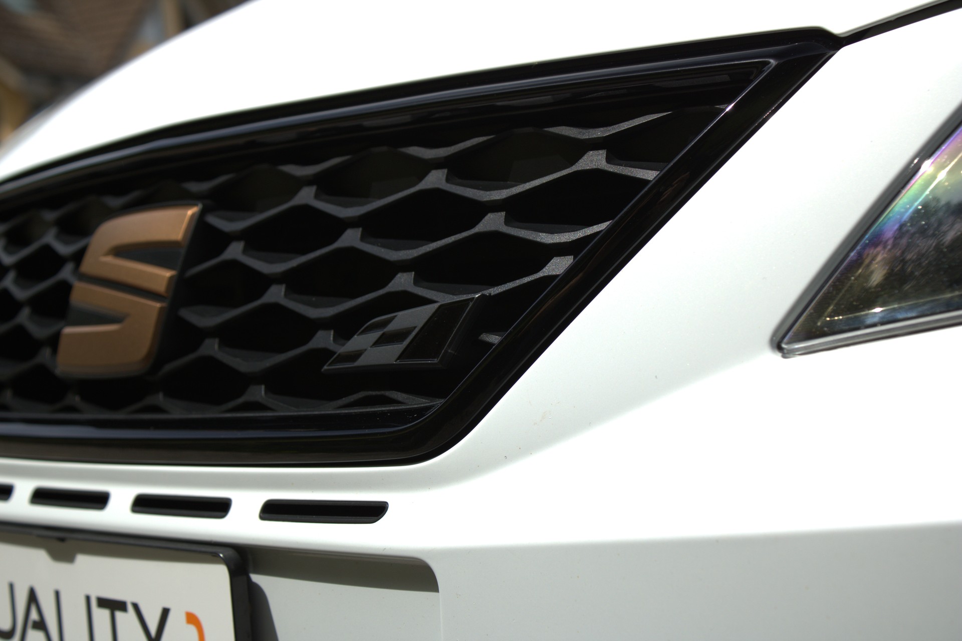 SEAT Leon 2.0 TSI 290 Cupra DSG-image-5