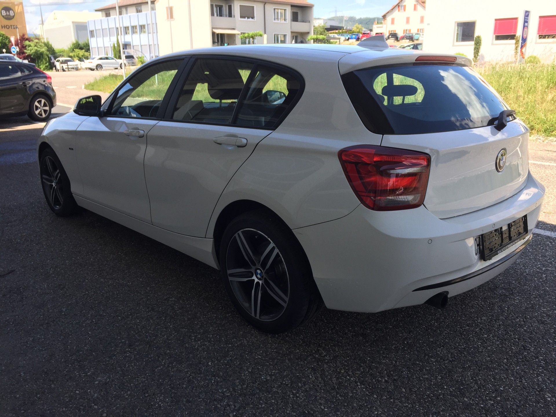 BMW 116i Steptronic-image-5