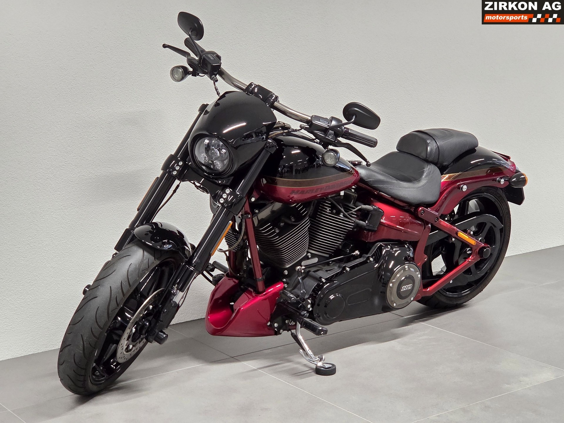 HARLEY-DAVIDSON FXSE Breakout Pro Street CVO ABS MY 2017-image-7