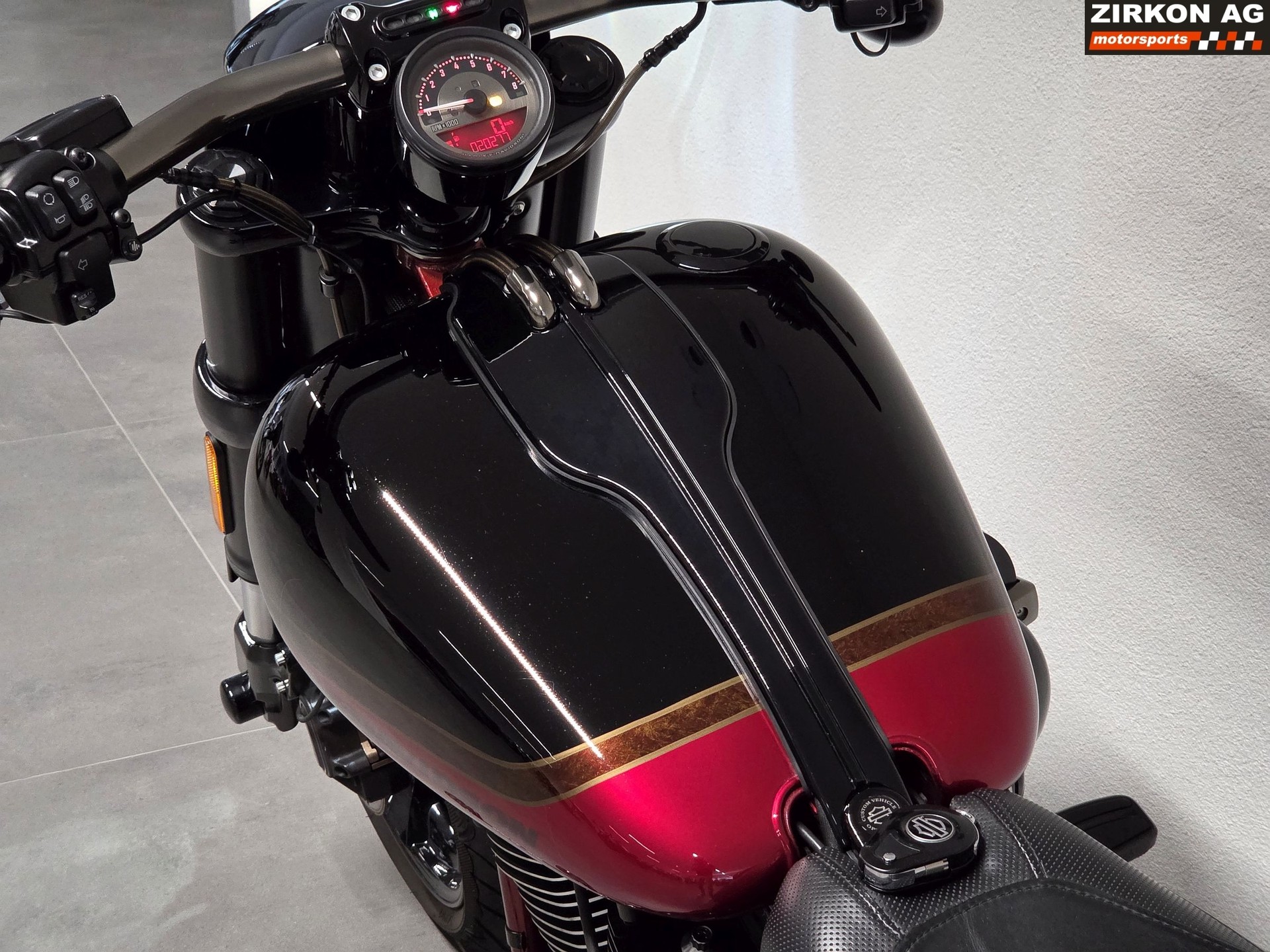 HARLEY-DAVIDSON FXSE Breakout Pro Street CVO ABS MY 2017-image-13