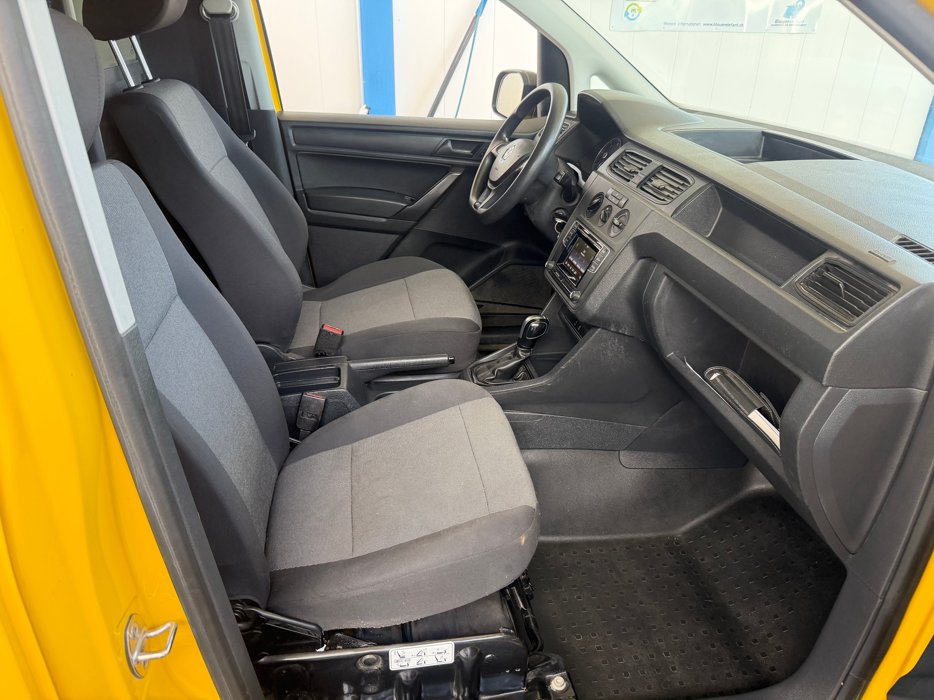 VW Caddy Maxi 2.0TDI 4Mot. BlueMotion Technology DSG-image-11