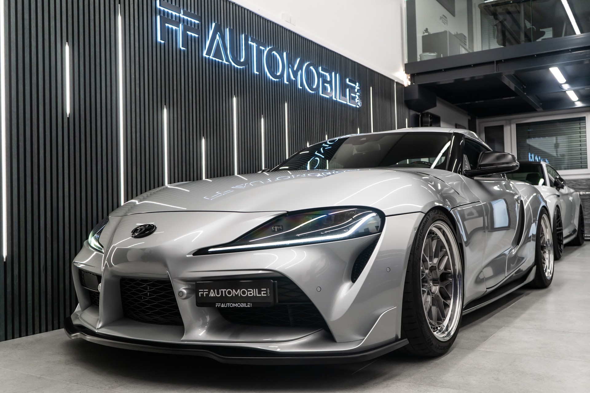 TOYOTA Supra GR 3.0i Turbo Premium Automat 8 / HAMMER OPTIK / GARANTIE-showroom-element-3
