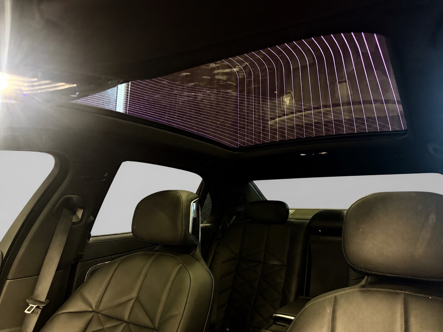 BMW 740d xDrive 48V M Sport Pro Steptronic-image-8