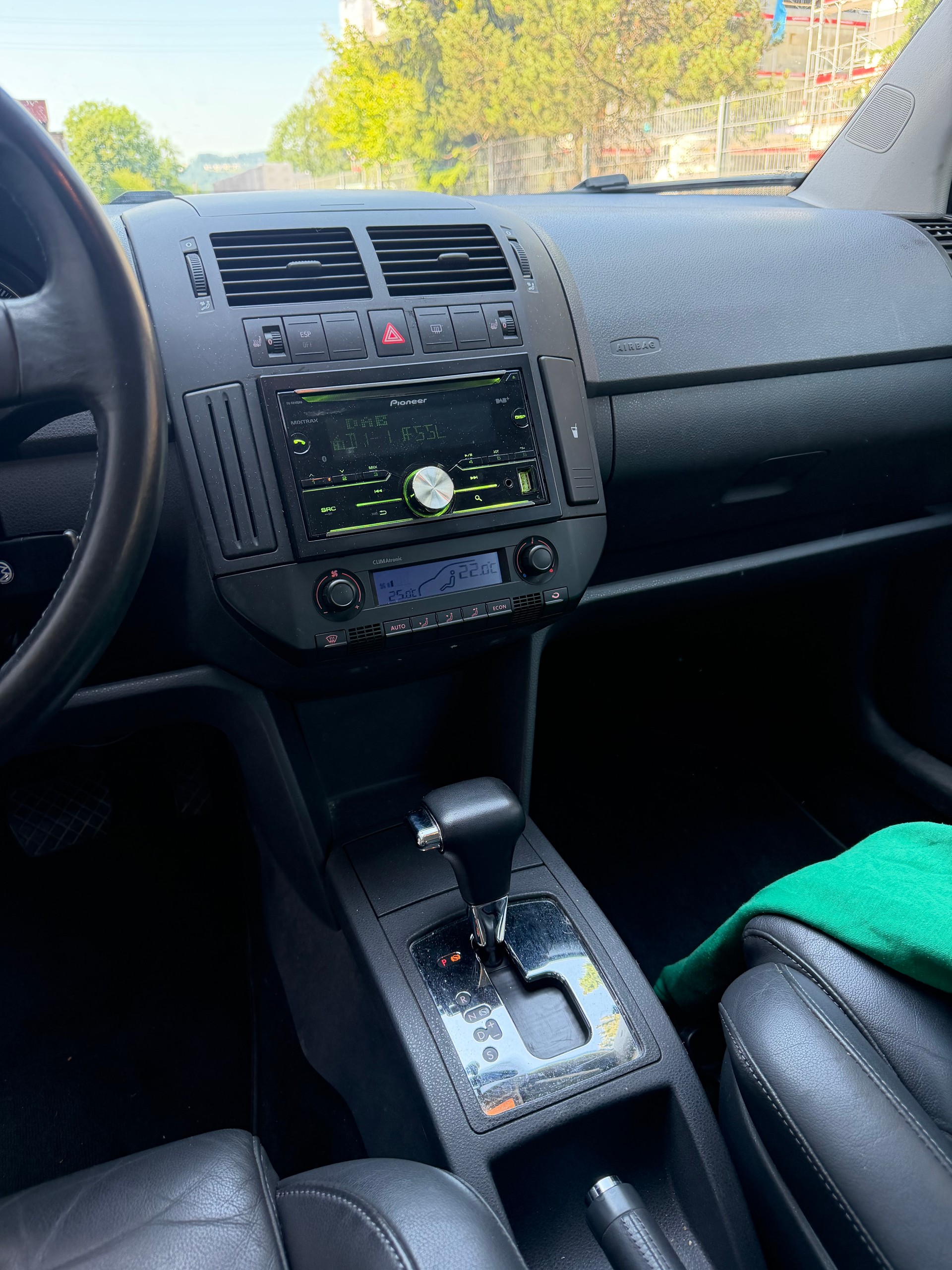VW Polo 1.6 16V Sportline-image-10