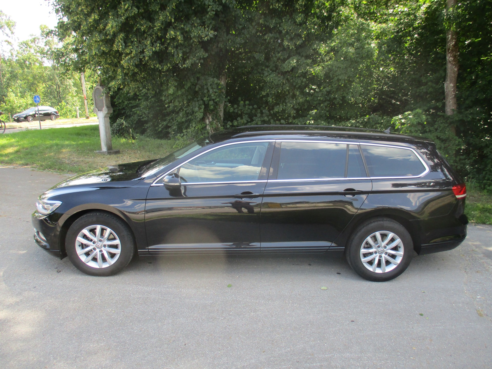 VW Passat Variant 2.0 TDI BMT Comfortline DSG-image-5