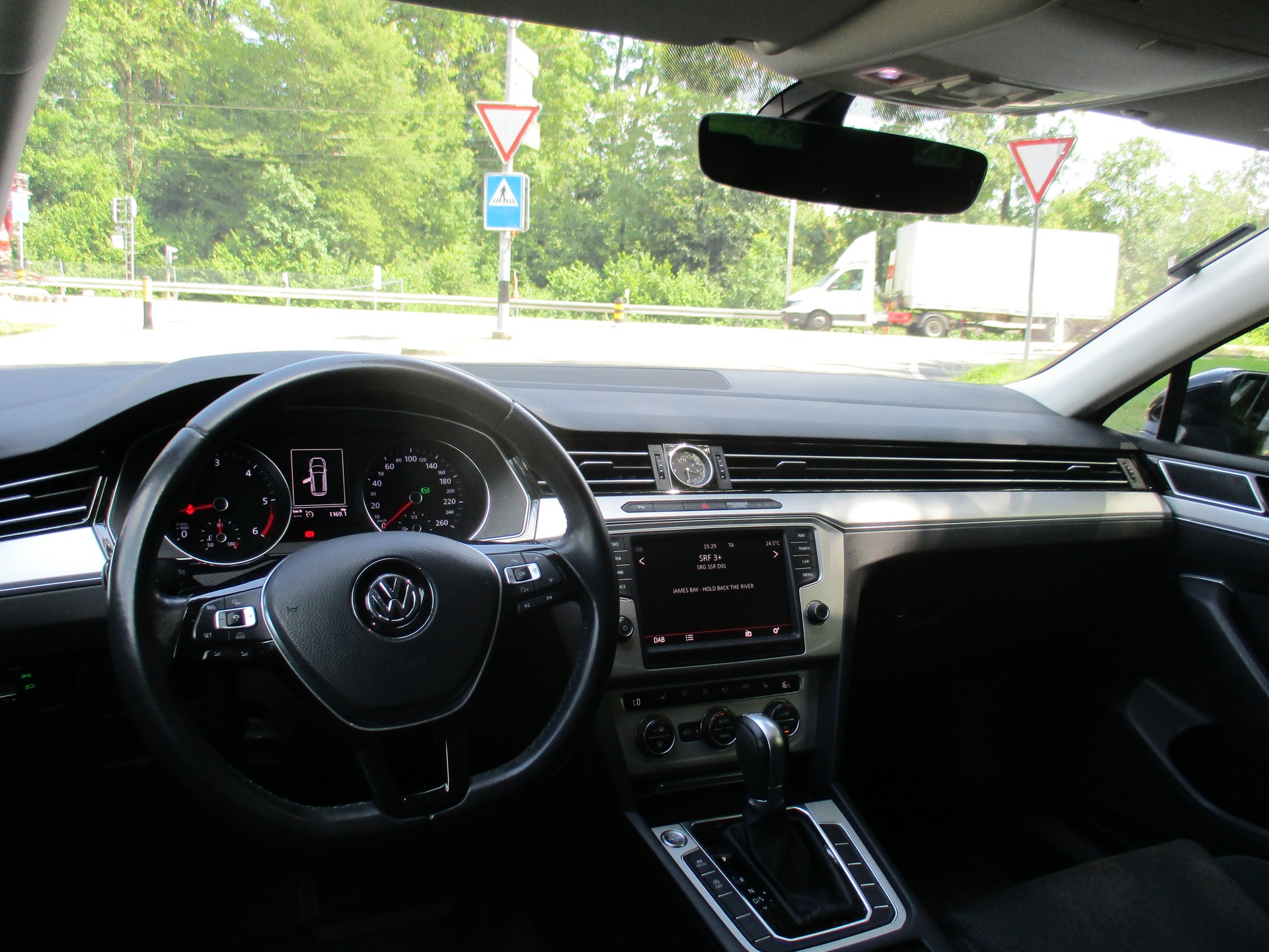VW Passat Variant 2.0 TDI BMT Comfortline DSG-image-9