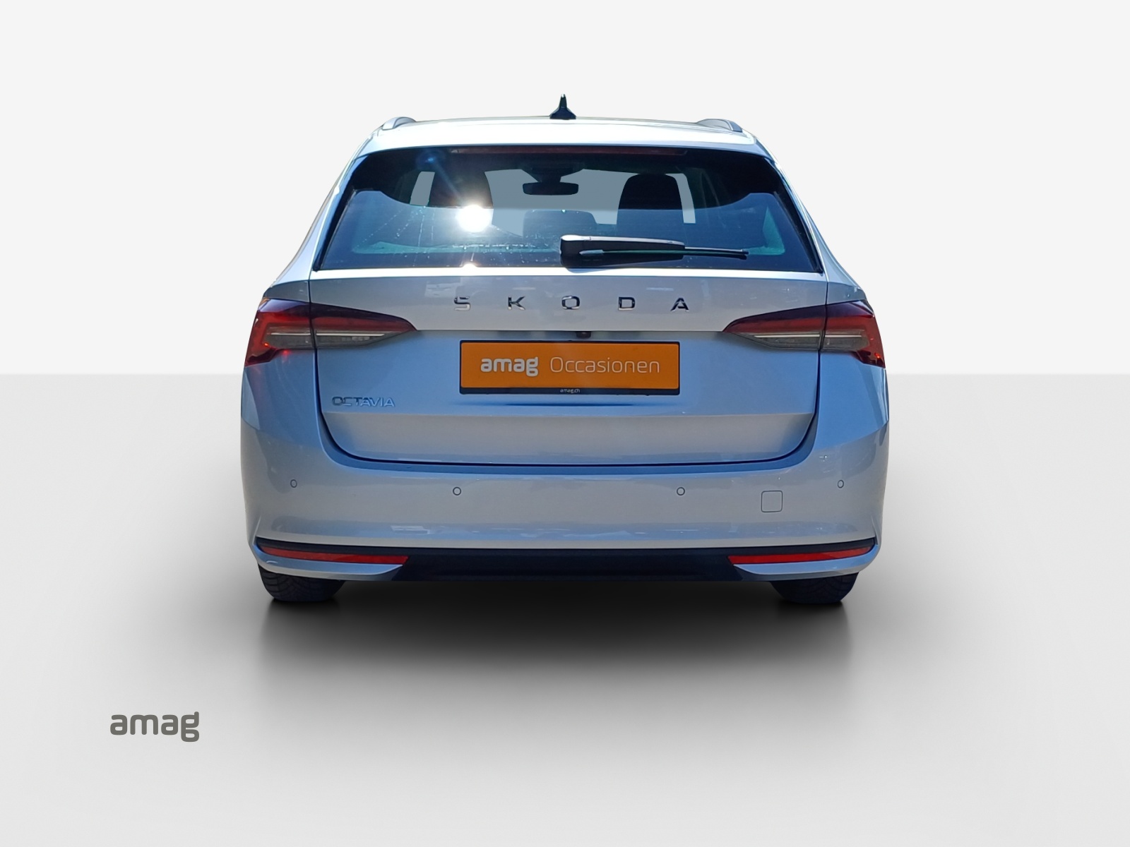SKODA Octavia Combi 1.5 TSI mHEV DSG Dynamic-image-3