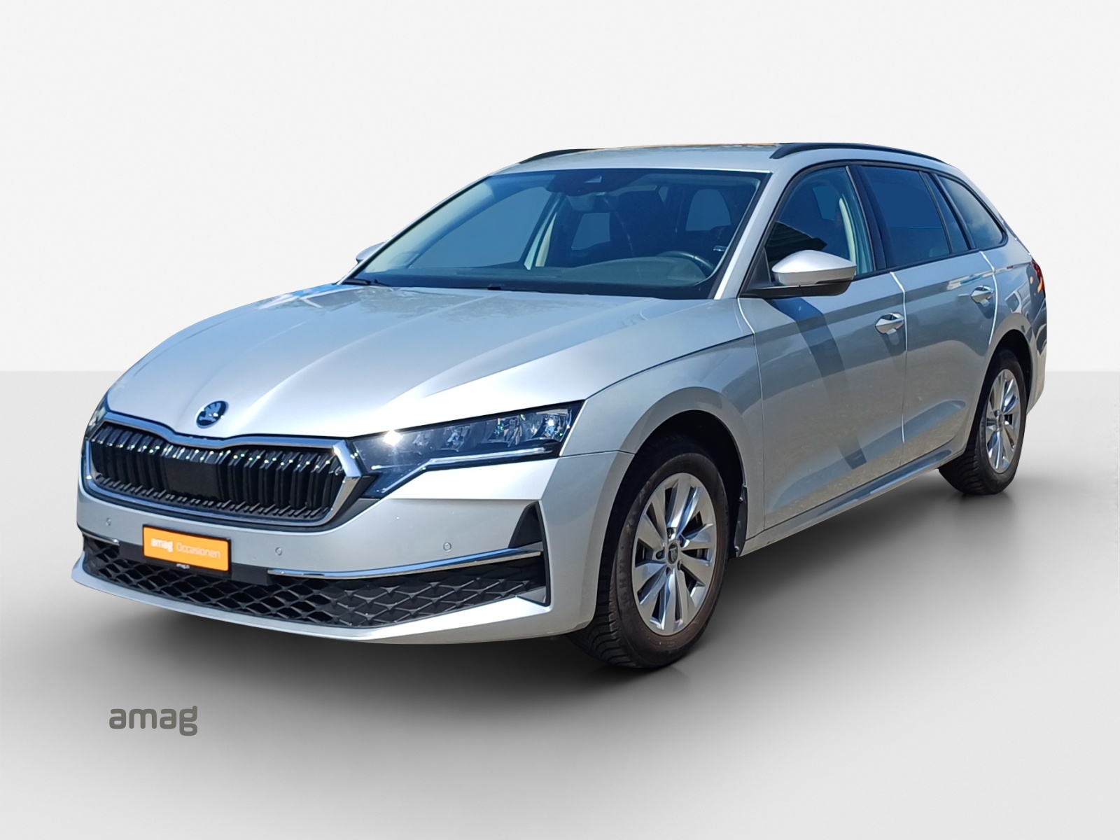 SKODA Octavia Combi 1.5 TSI mHEV DSG Dynamic-image-0