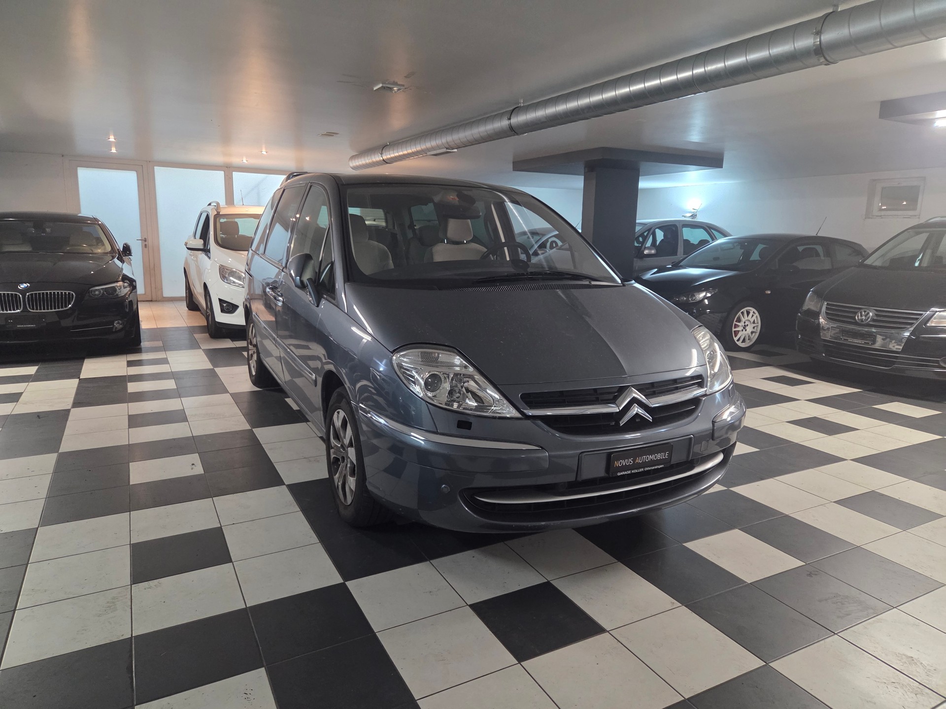 CITROEN C8 2.2 16V HDi Exclusive Automatic-image-5