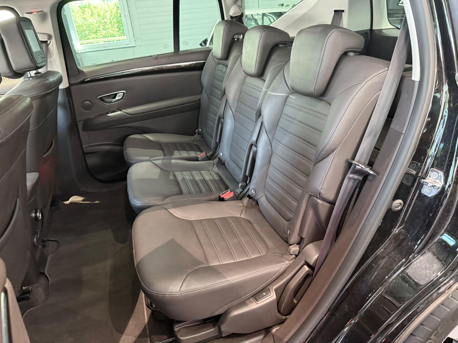 RENAULT Espace 1.6 dCi Swiss Edition EDC-image-10