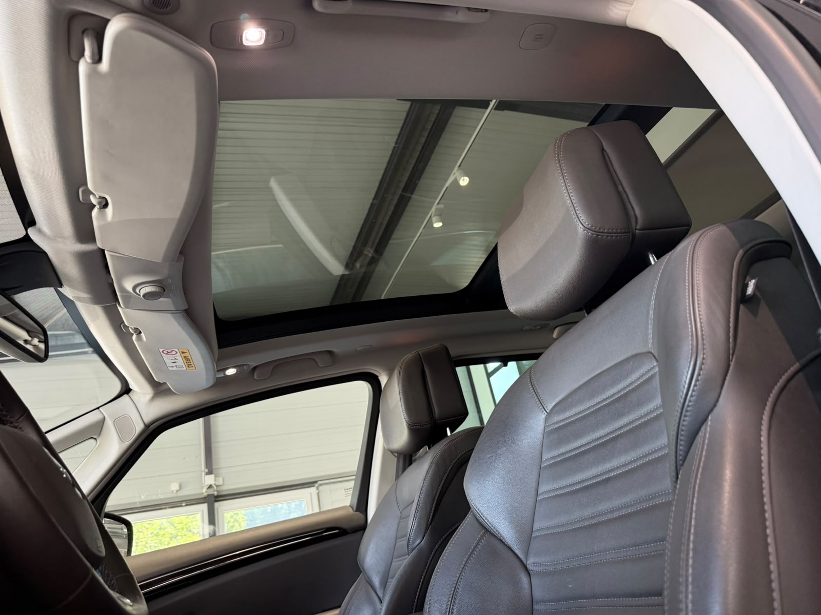 RENAULT Espace 1.6 dCi Swiss Edition EDC-image-9