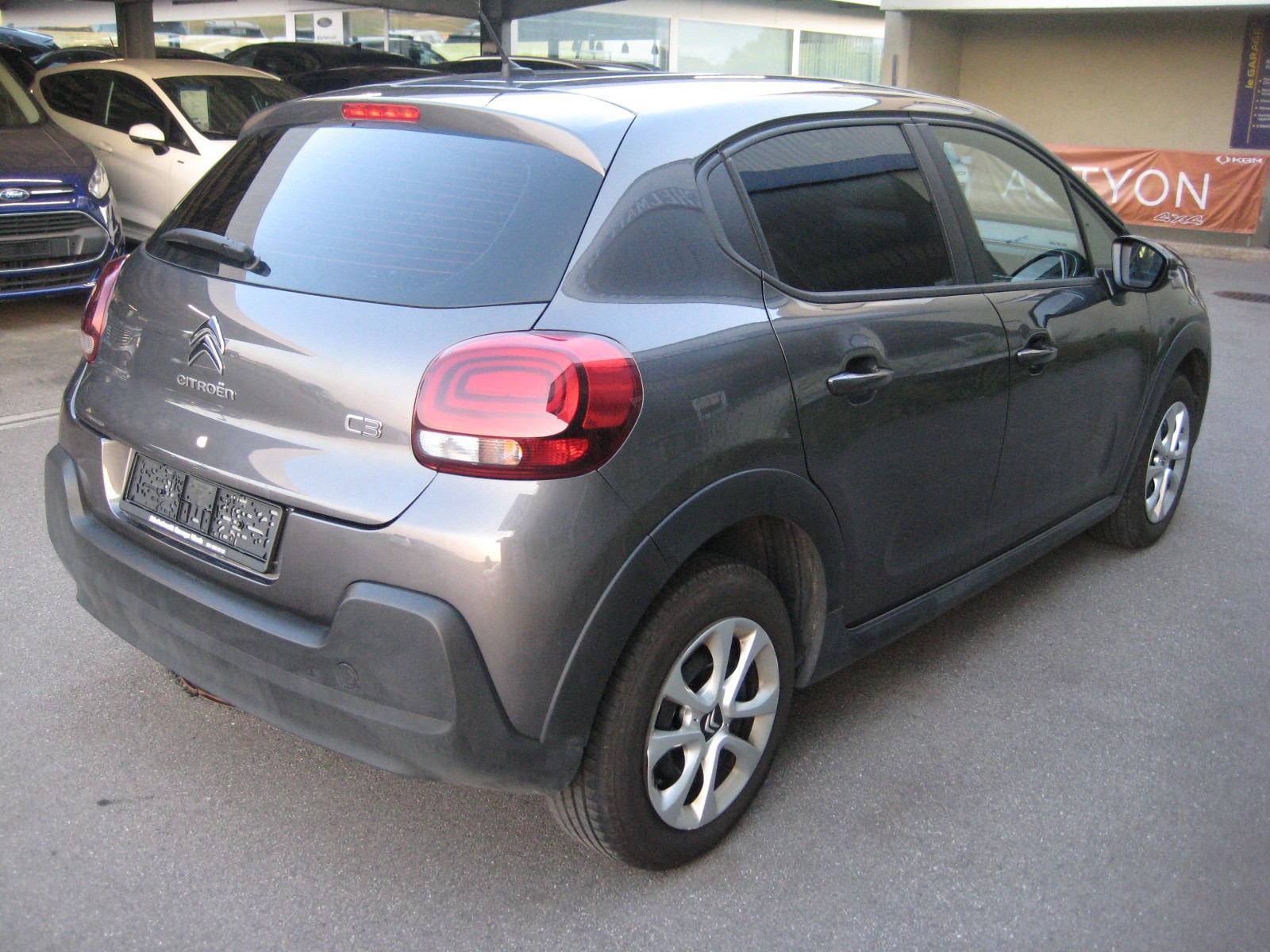 CITROEN C3 1.2i PureTech Swiss Edition-image-3