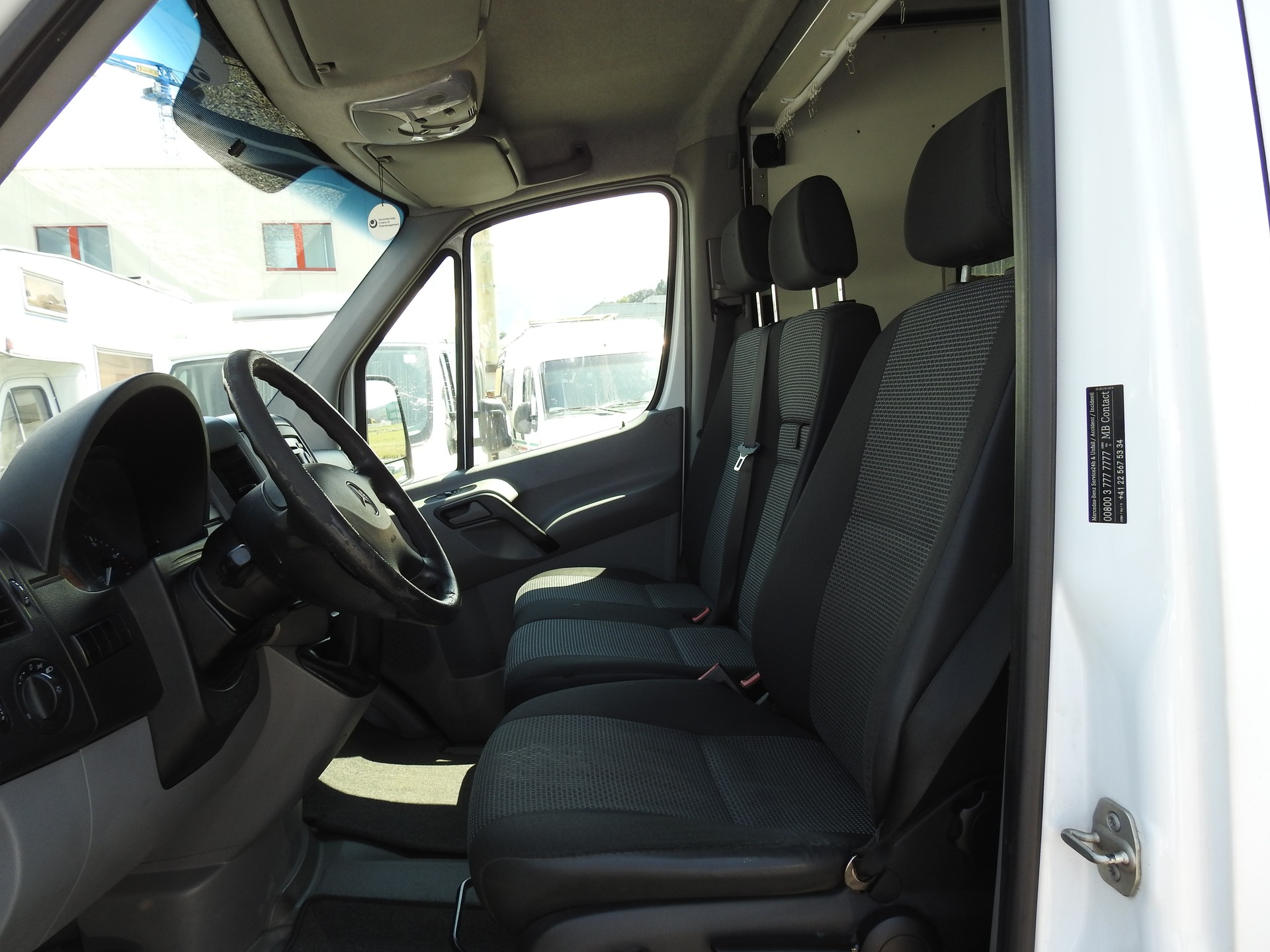 MERCEDES-BENZ Sprinter 213 CDI Standard-image-11