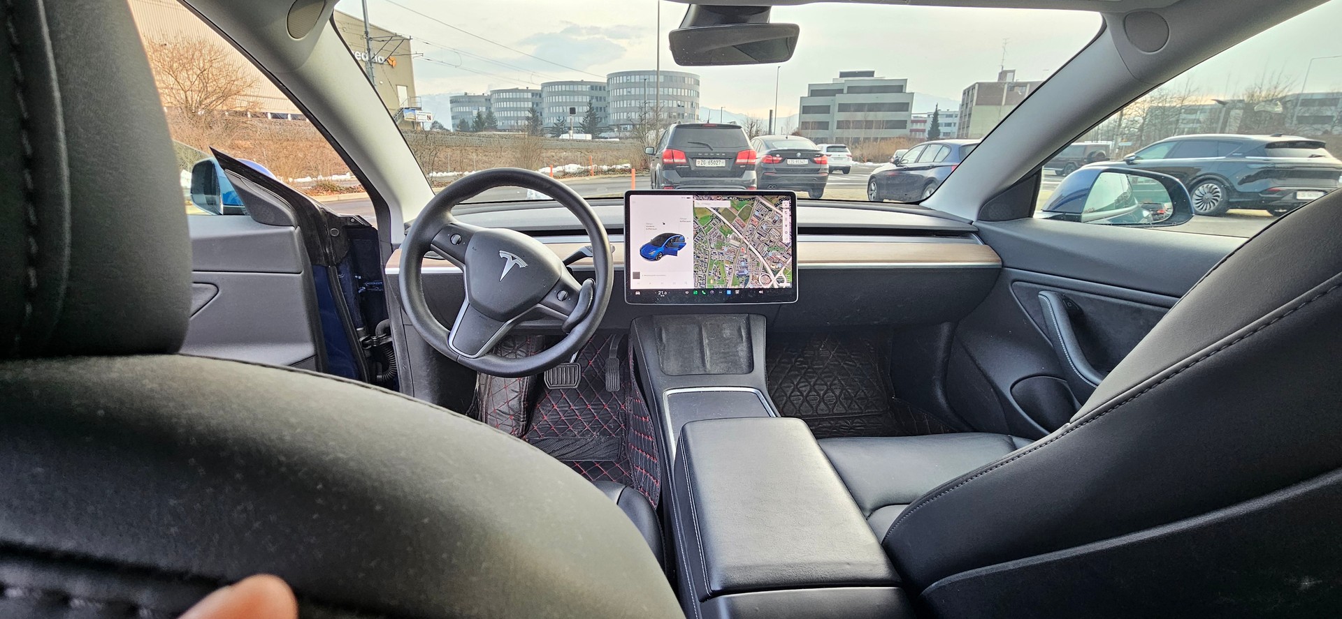 TESLA Long Range D-image-5