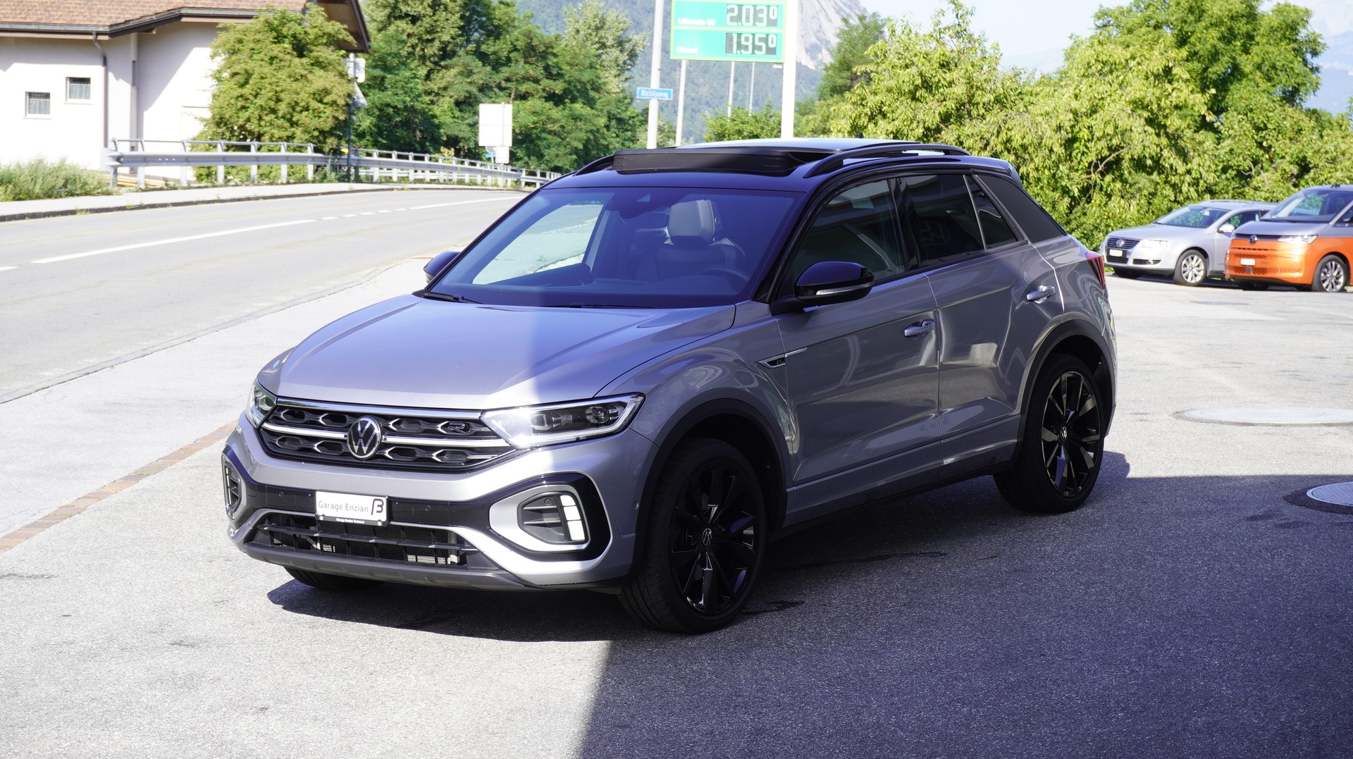VW T-Roc 2.0 TSI R-Line DSG 4Motion-image-11