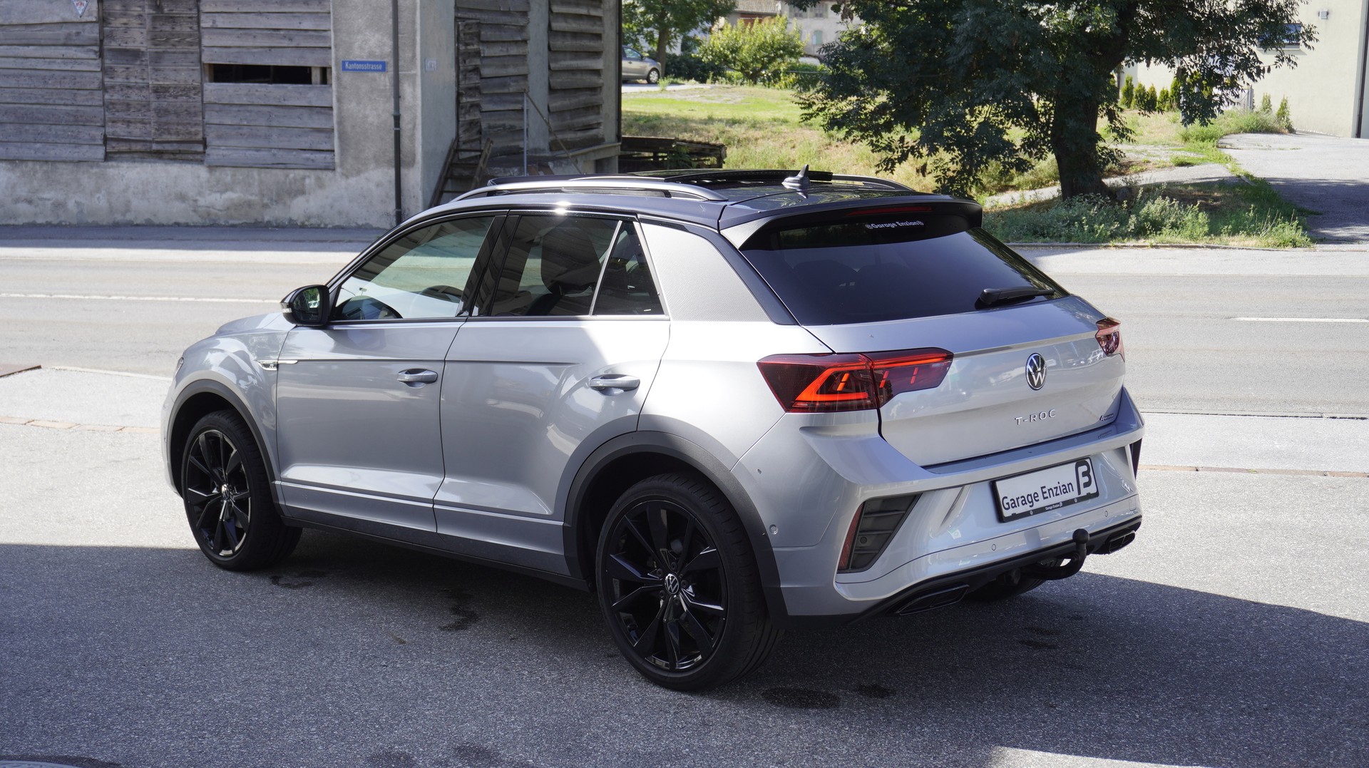 VW T-Roc 2.0 TSI R-Line DSG 4Motion-image-9