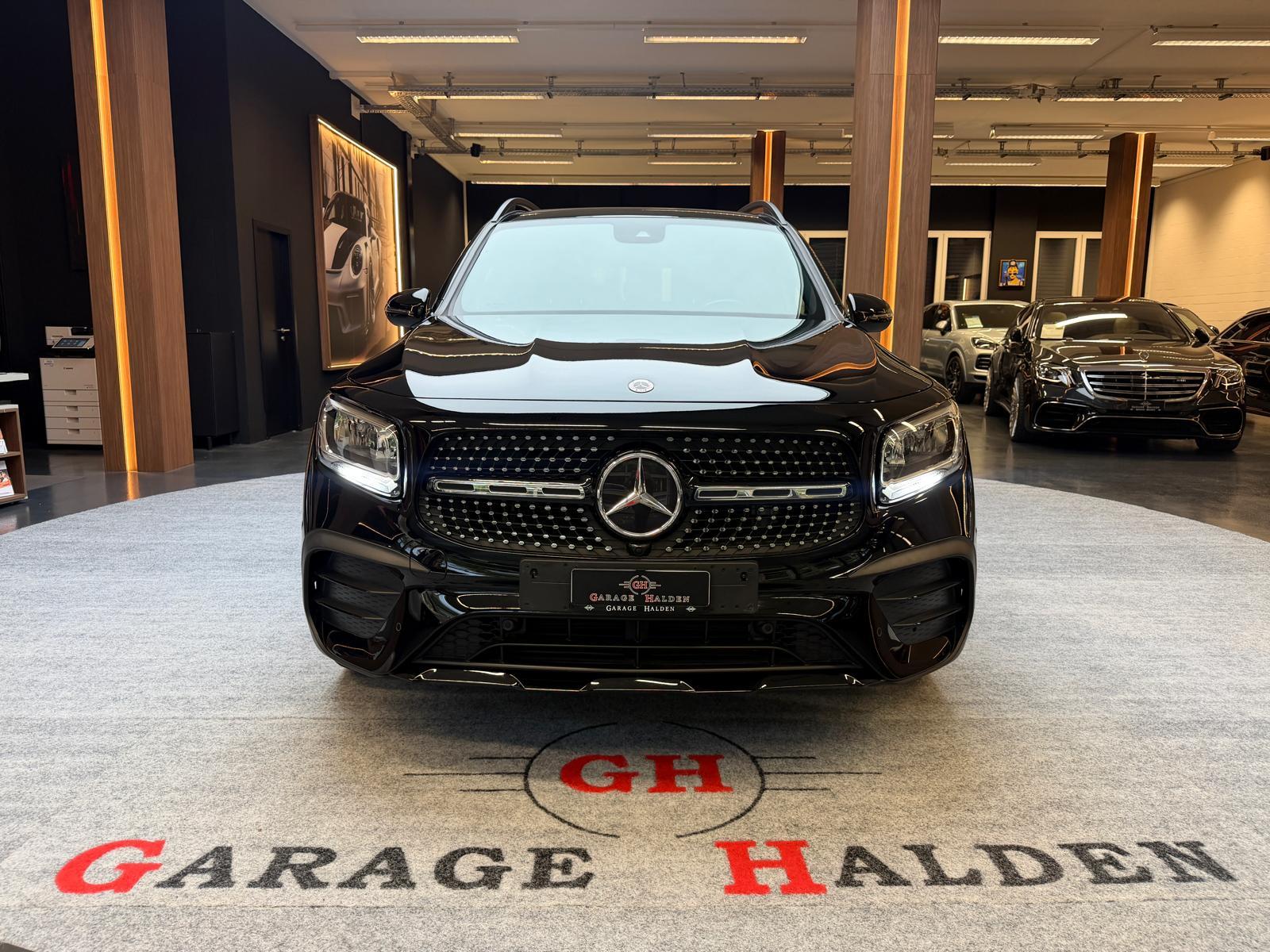 MERCEDES-BENZ GLB 200 d AMG Line-image-1