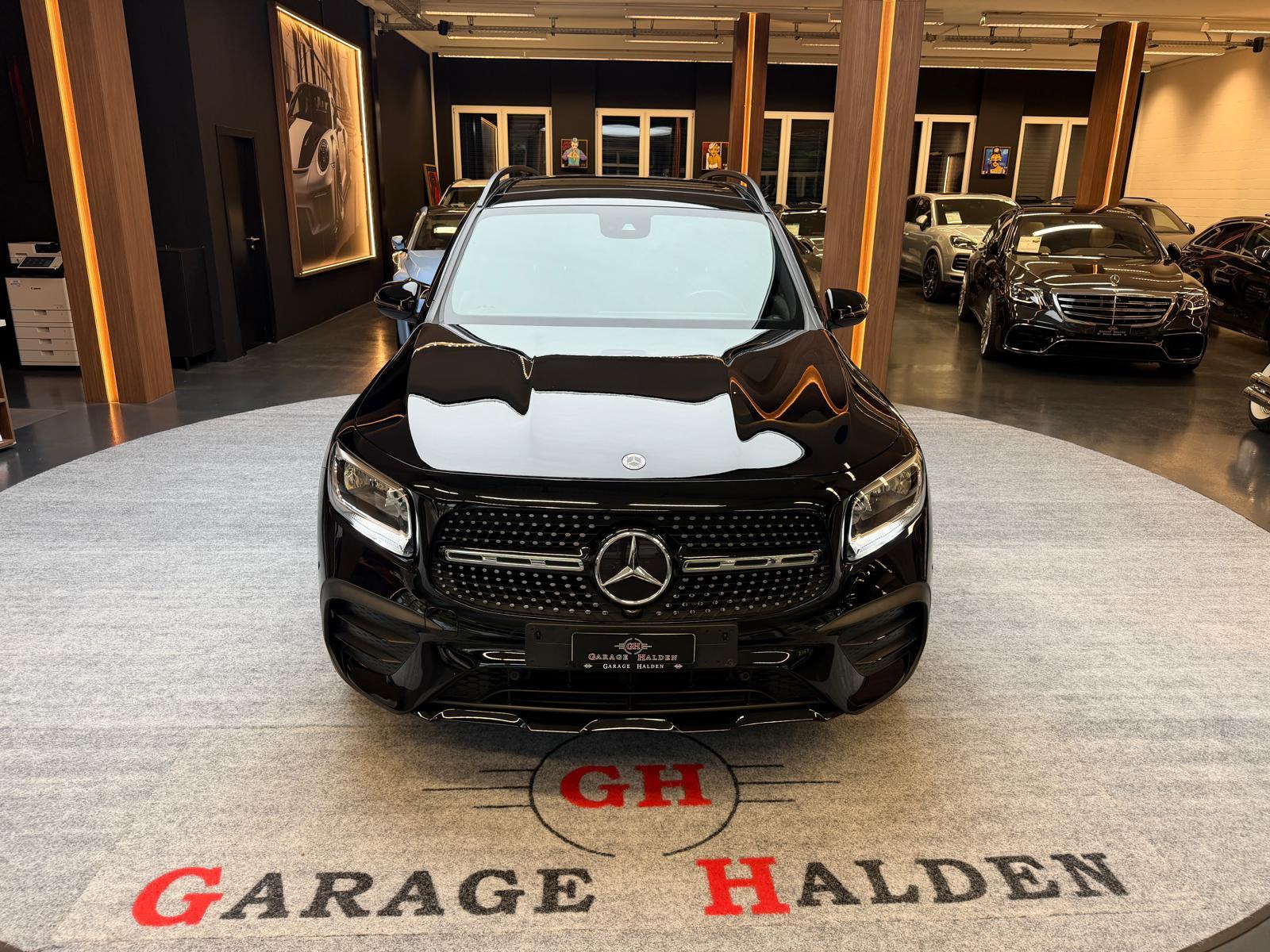 MERCEDES-BENZ GLB 200 d AMG Line-image-2